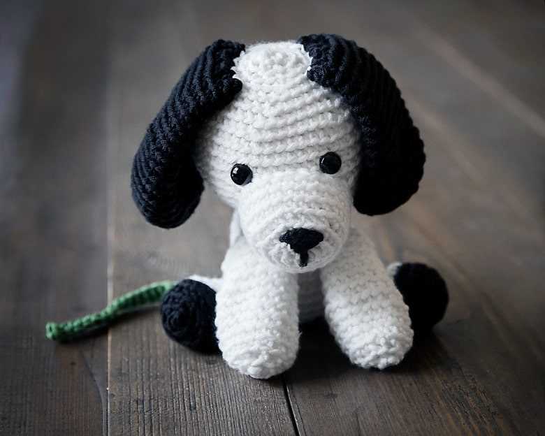 Easy knitted dog toy pattern