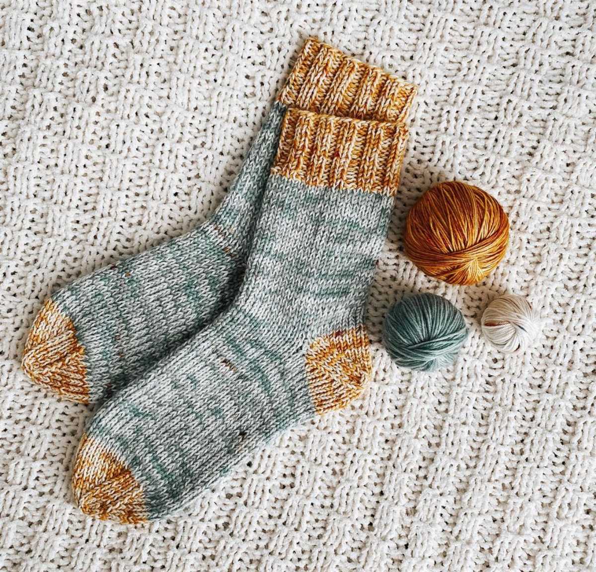 Easy wool sock knitting pattern