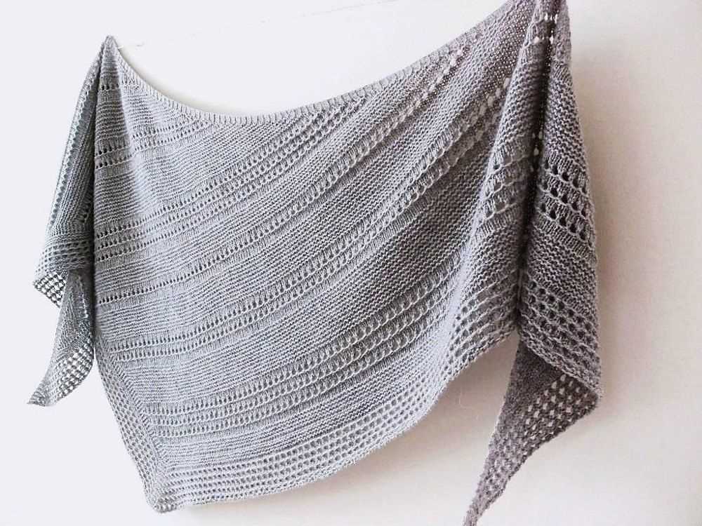 Evening shawl knitting pattern