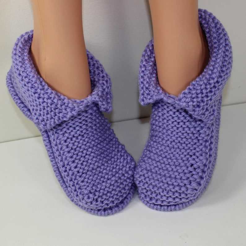 Family slippers knitting pattern