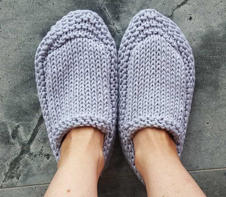 Family slippers knitting pattern