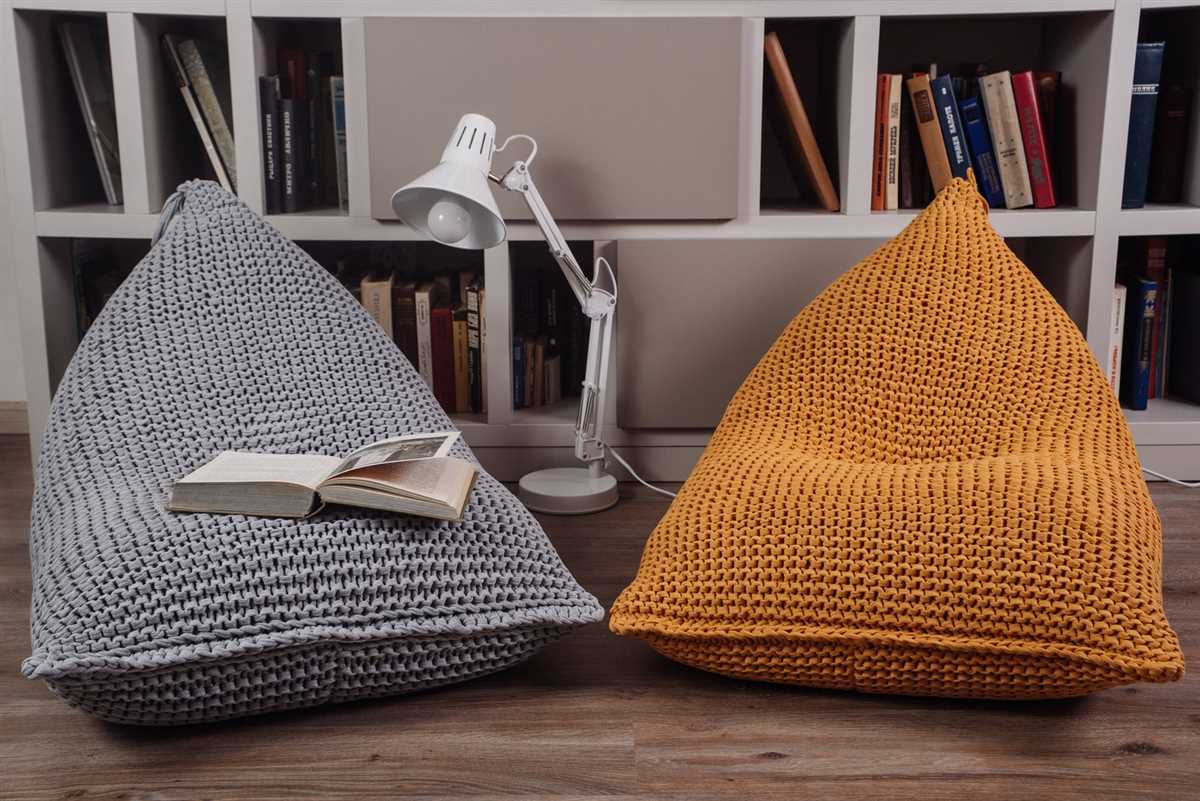 Floor pouf knitting pattern