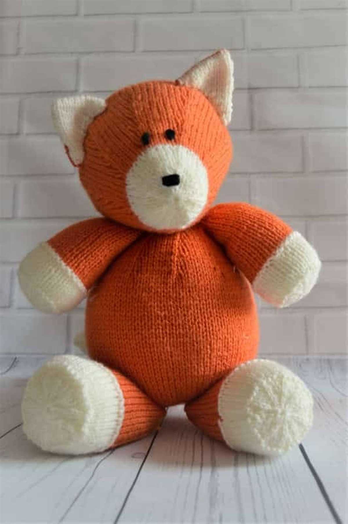 Fox toy knitting pattern