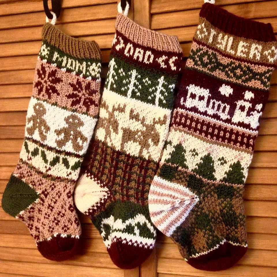 Free patterns for hand knit christmas stockings