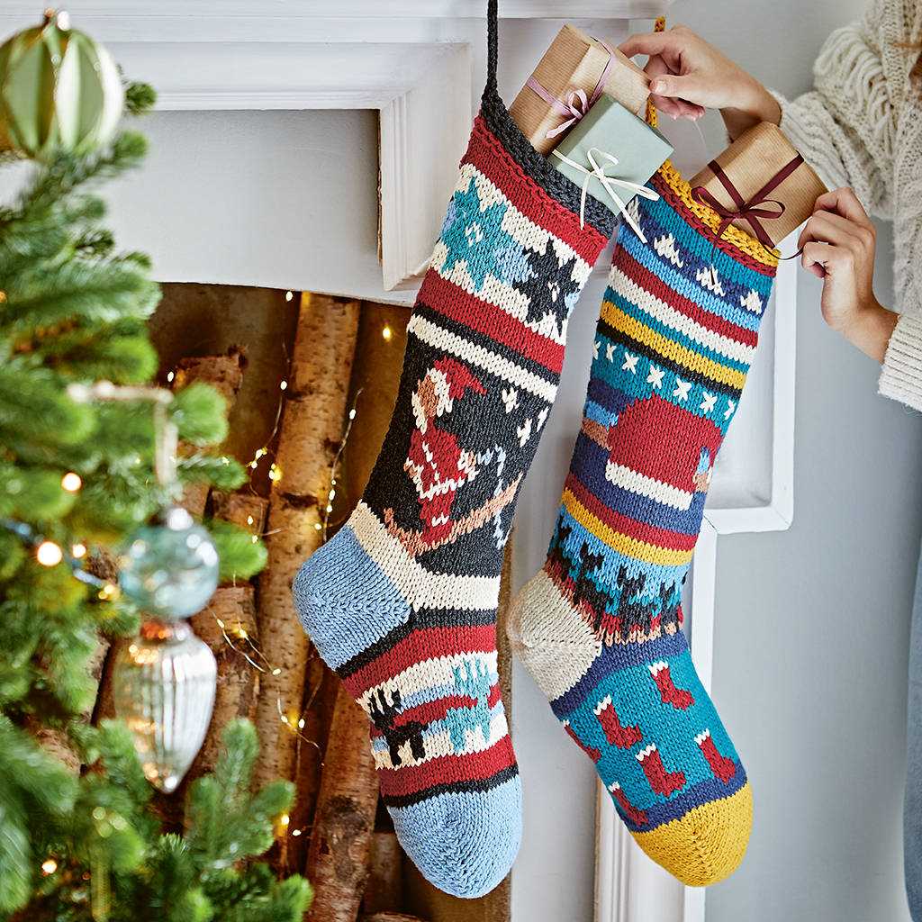 Free patterns for hand knit christmas stockings