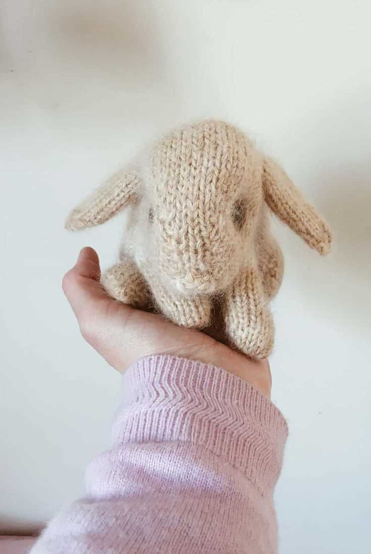 Free rabbit knitting patterns to download