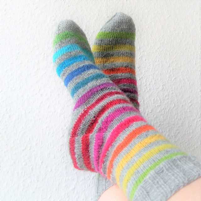 Create Vibrant and Colorful Knitting Projects with our Free Rainbow Patterns Free rainbow knitting patterns