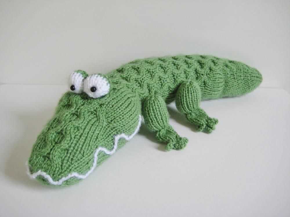 Free cable knitting patterns to download