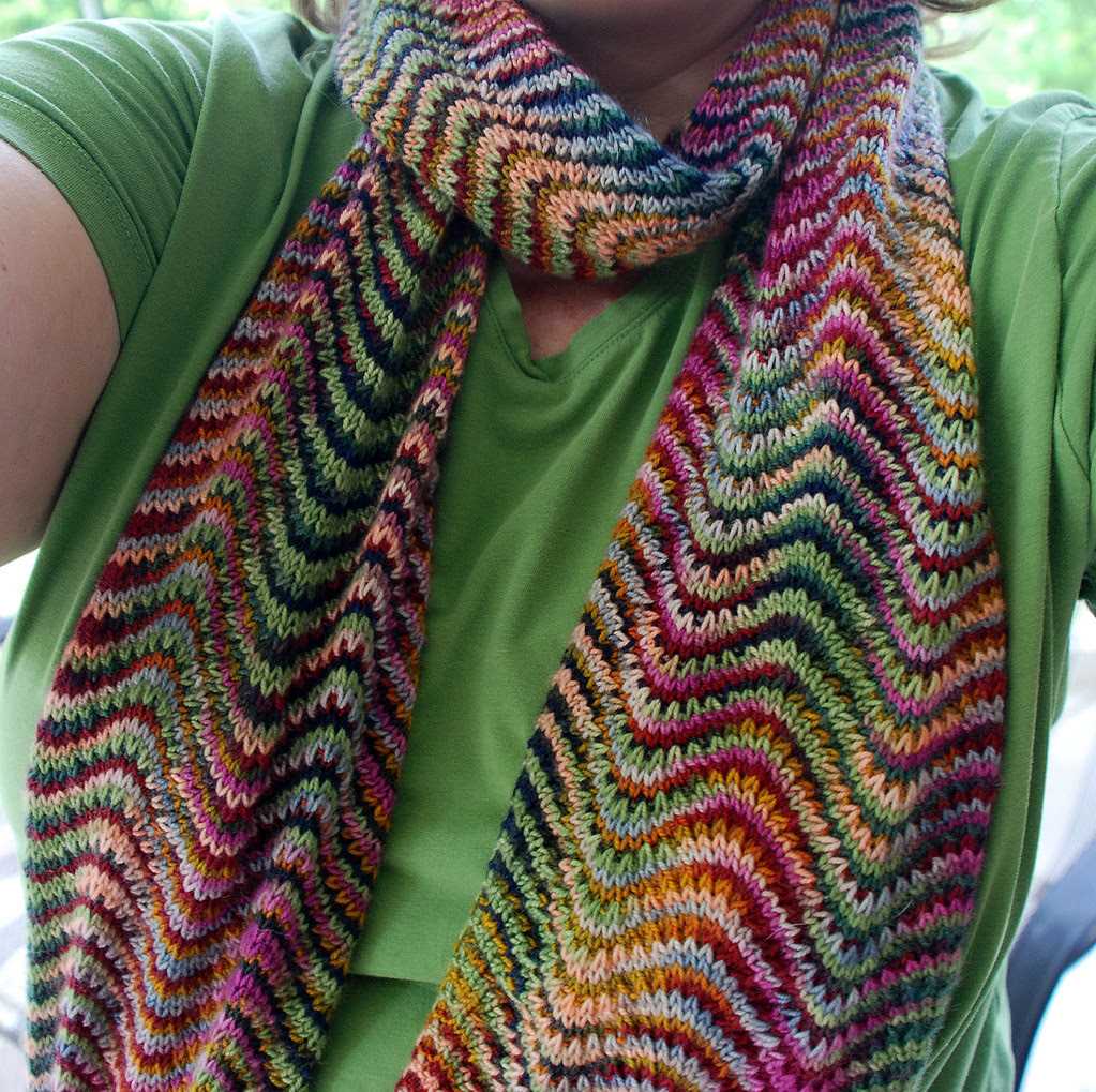 Free chevron scarf knitting pattern