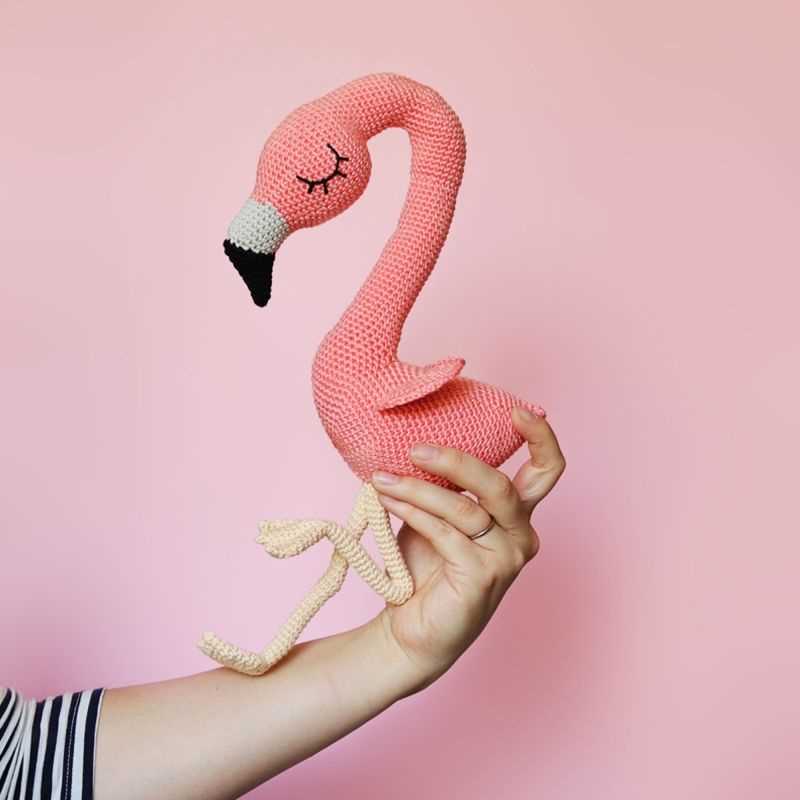 Free flamingo knitting pattern