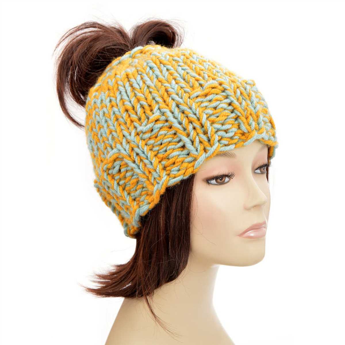 Free knit pattern for ponytail hat