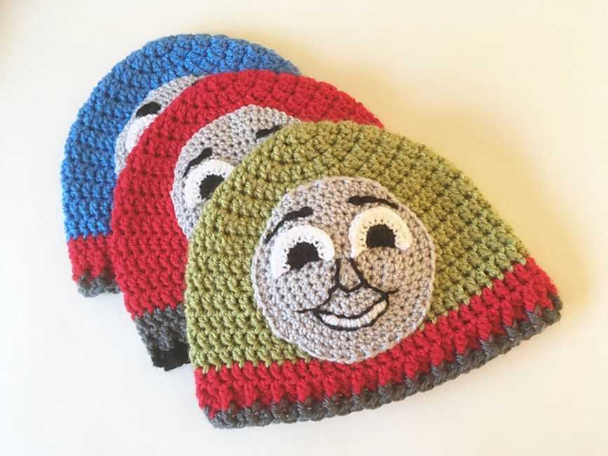 Free knitted chicken hat pattern