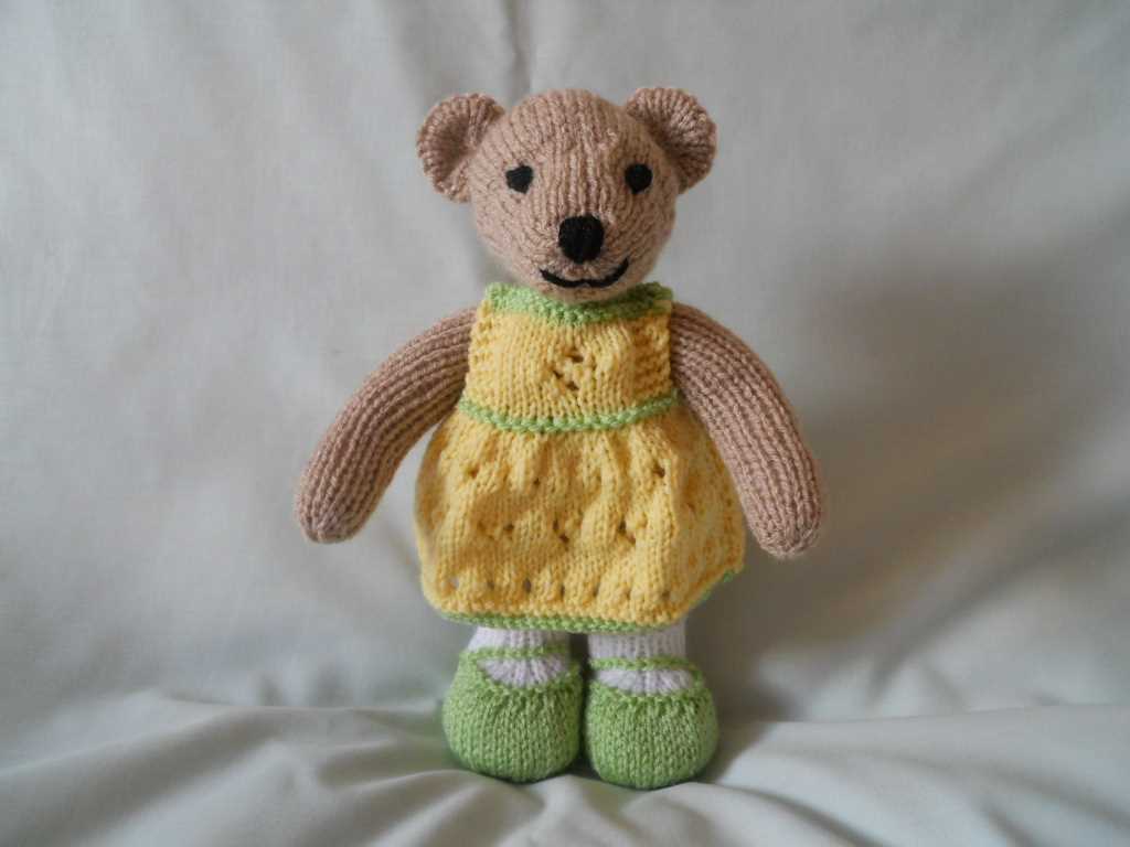 Free knitted teddy bear pattern easy