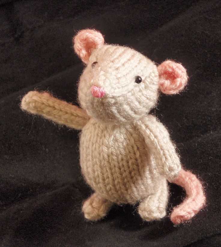 Free knitting pattern for a mouse