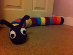 Free knitting pattern for door draft stopper