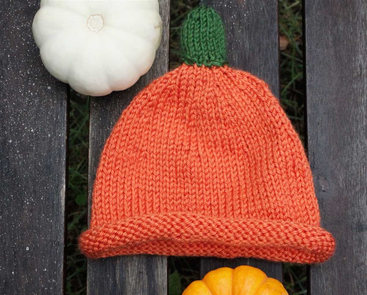 Create your own adorable mini pumpkin with this free knitting pattern Free knitting pattern for small pumpkin