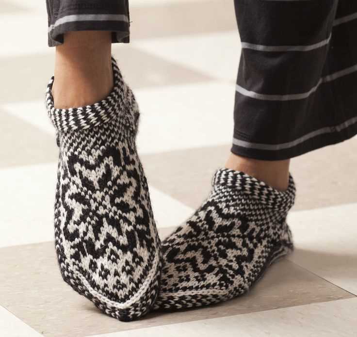 Free knitting patterns for ladies slippers
