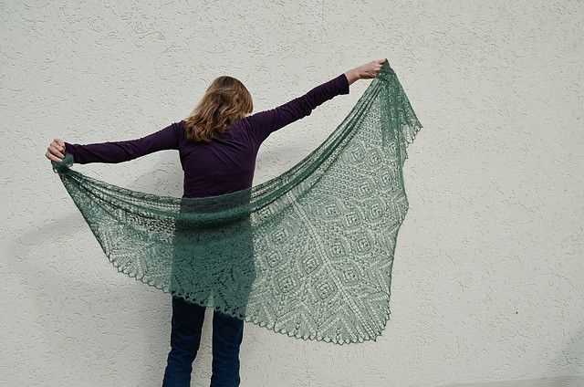 Free knitting patterns shawls and wraps