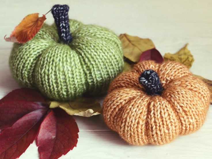 Free patterns for knitted pumpkins