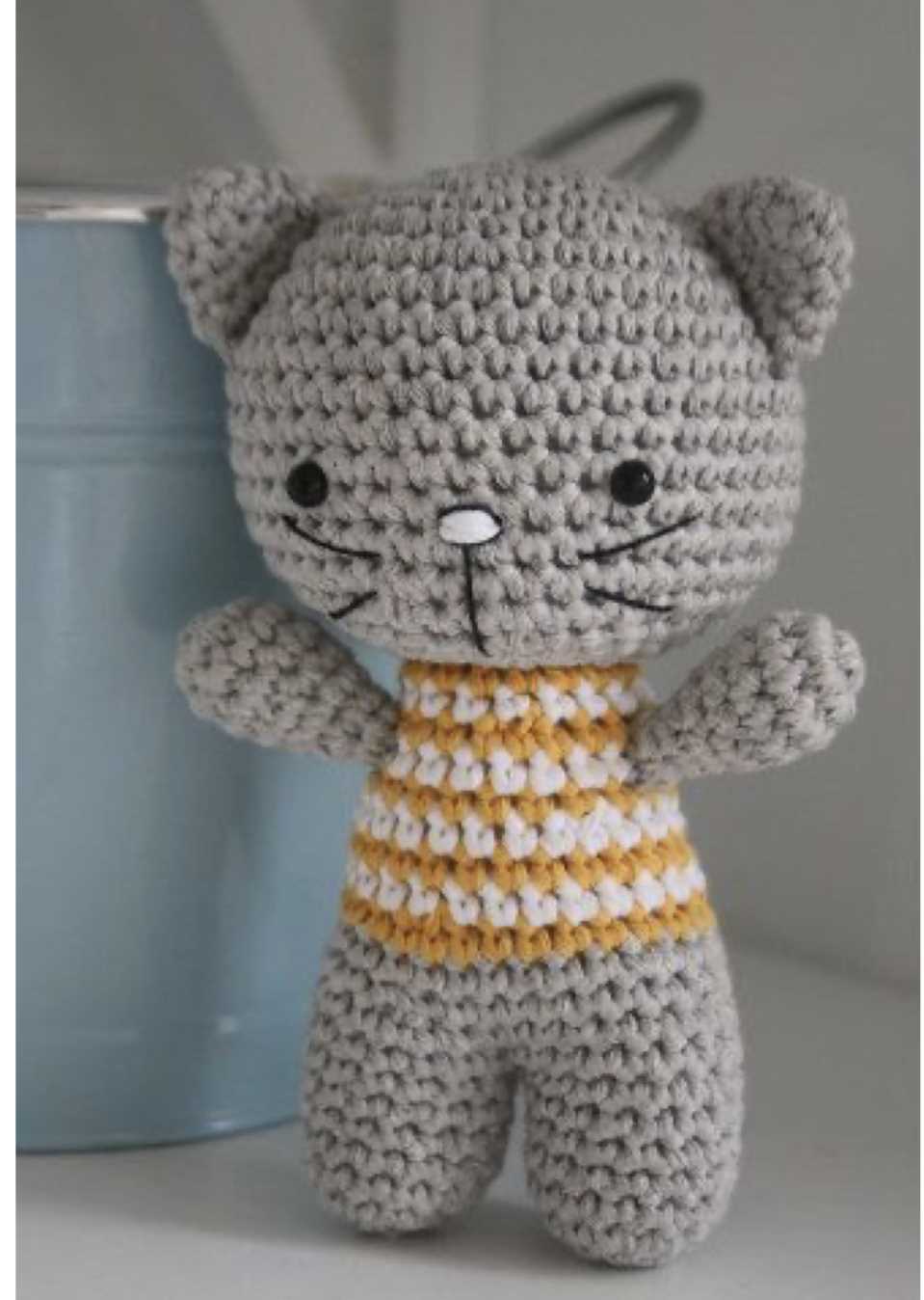 Free small cat knitting pattern
