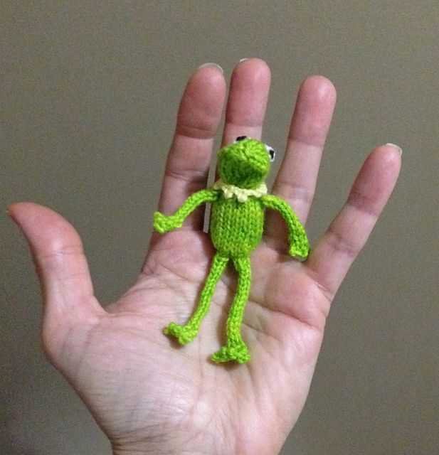 Frog and toad knit pattern