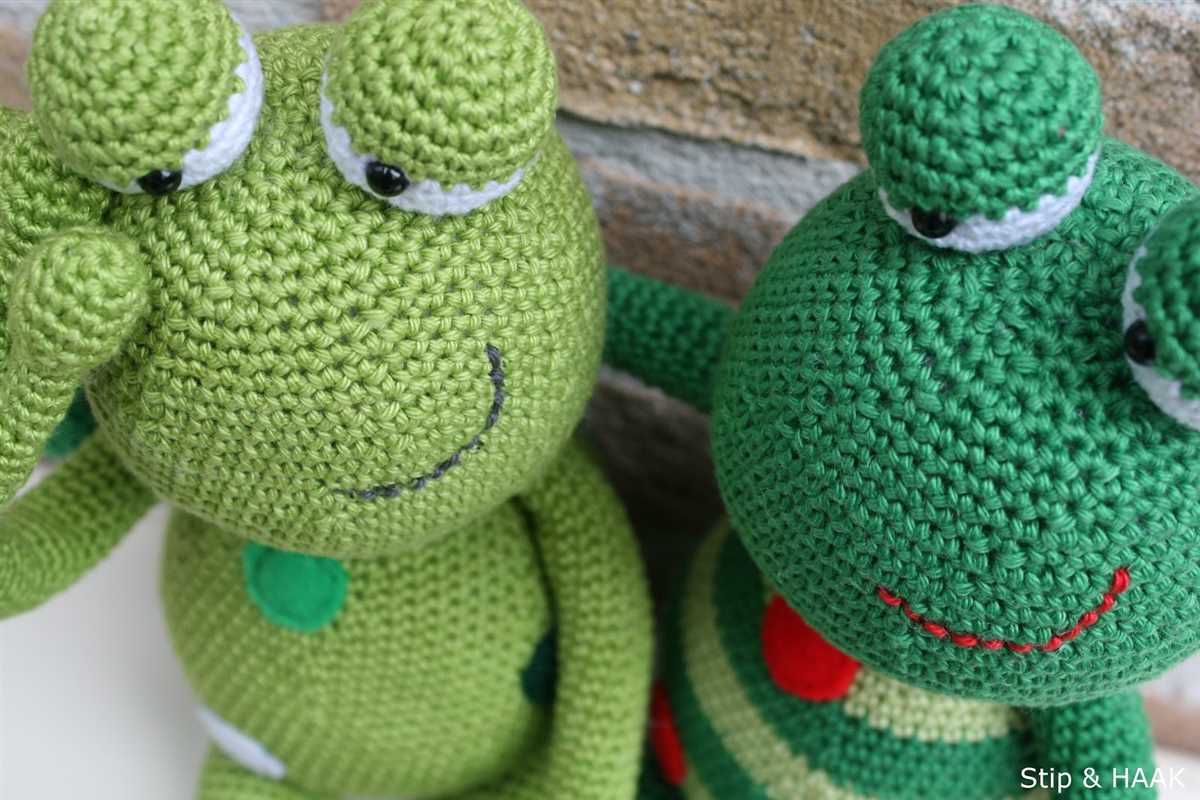 Frog and toad knit pattern