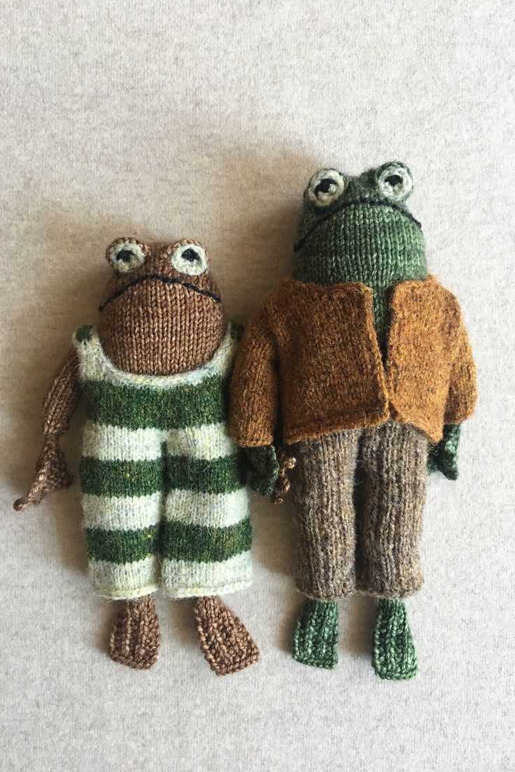Frog and toad knit pattern