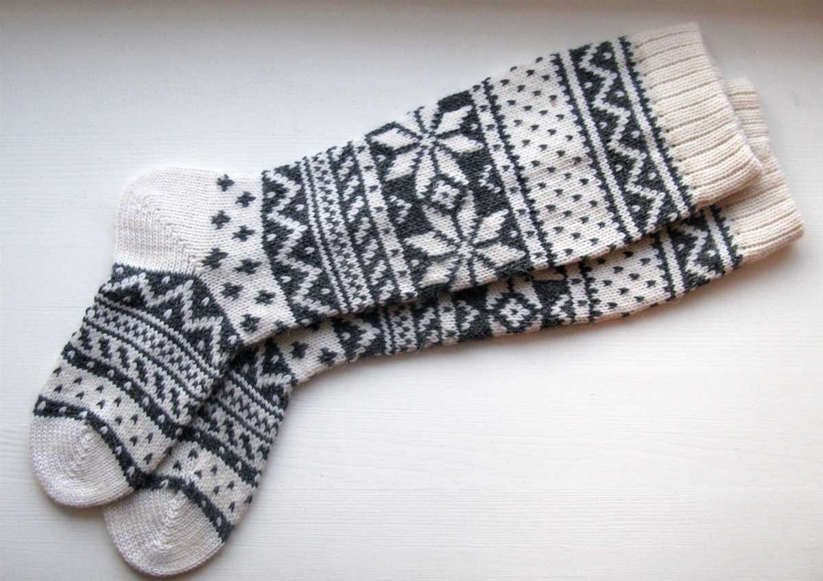Fuzzy scarf knitting pattern
