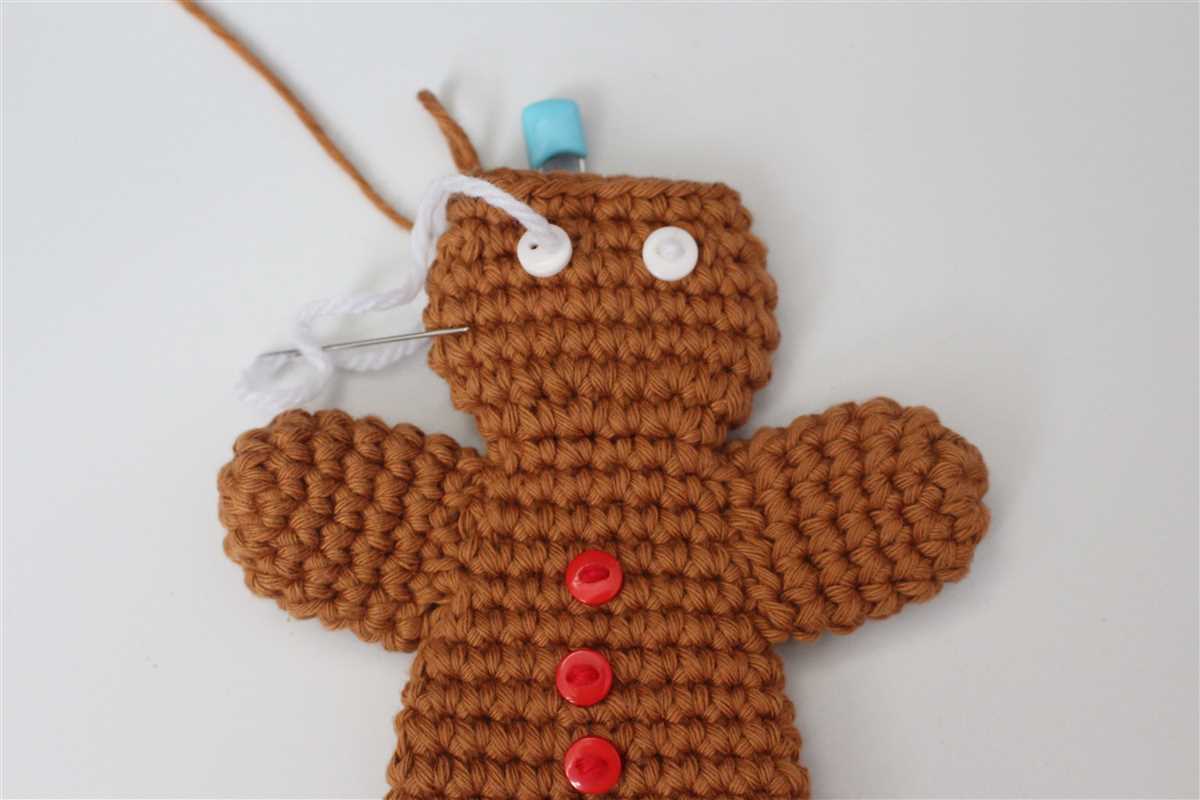 Gingerbread man jumper knitting pattern