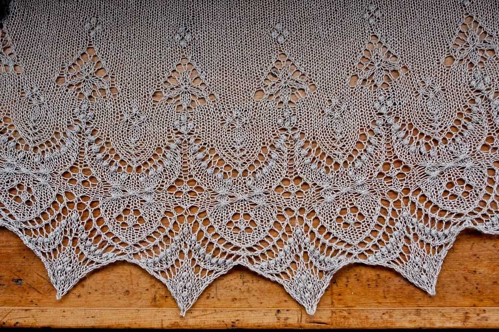 Gothic lace knitting pattern
