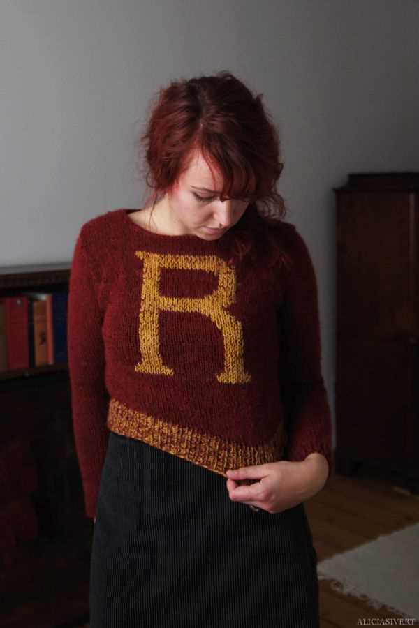 Gryffindor jumper knitting pattern