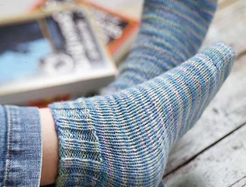 Hand knit tube sock pattern