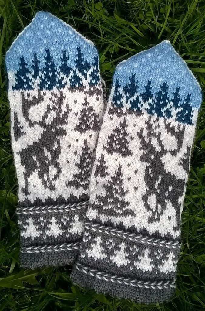 Honeycomb knitted mitten pattern