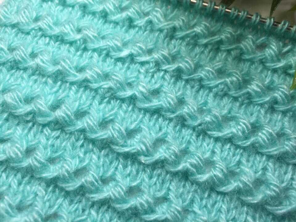 Horizontal knitting patterns