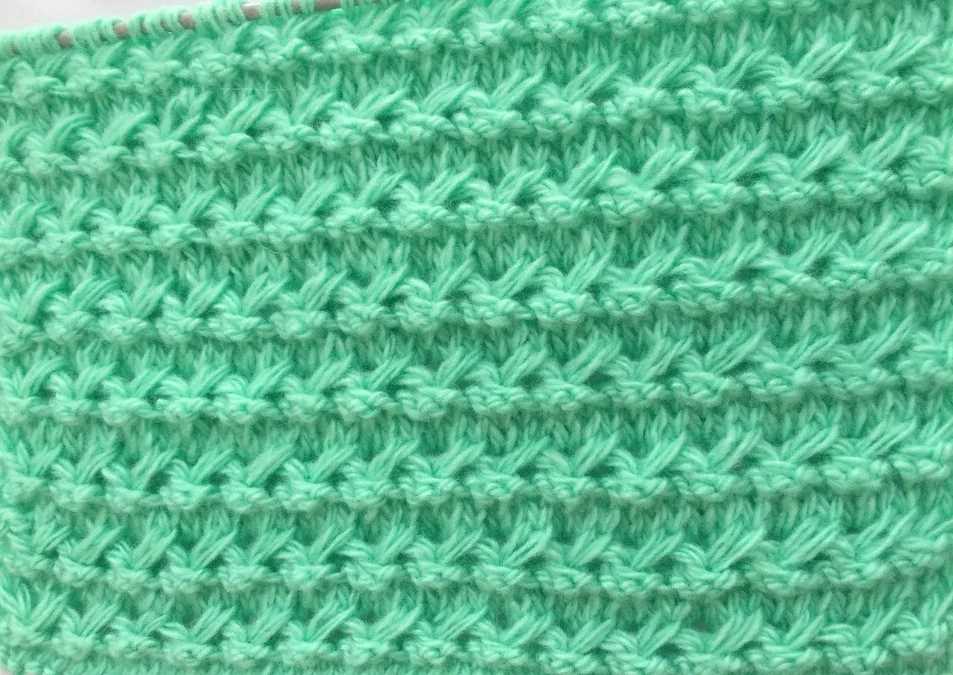 Horizontal knitting patterns