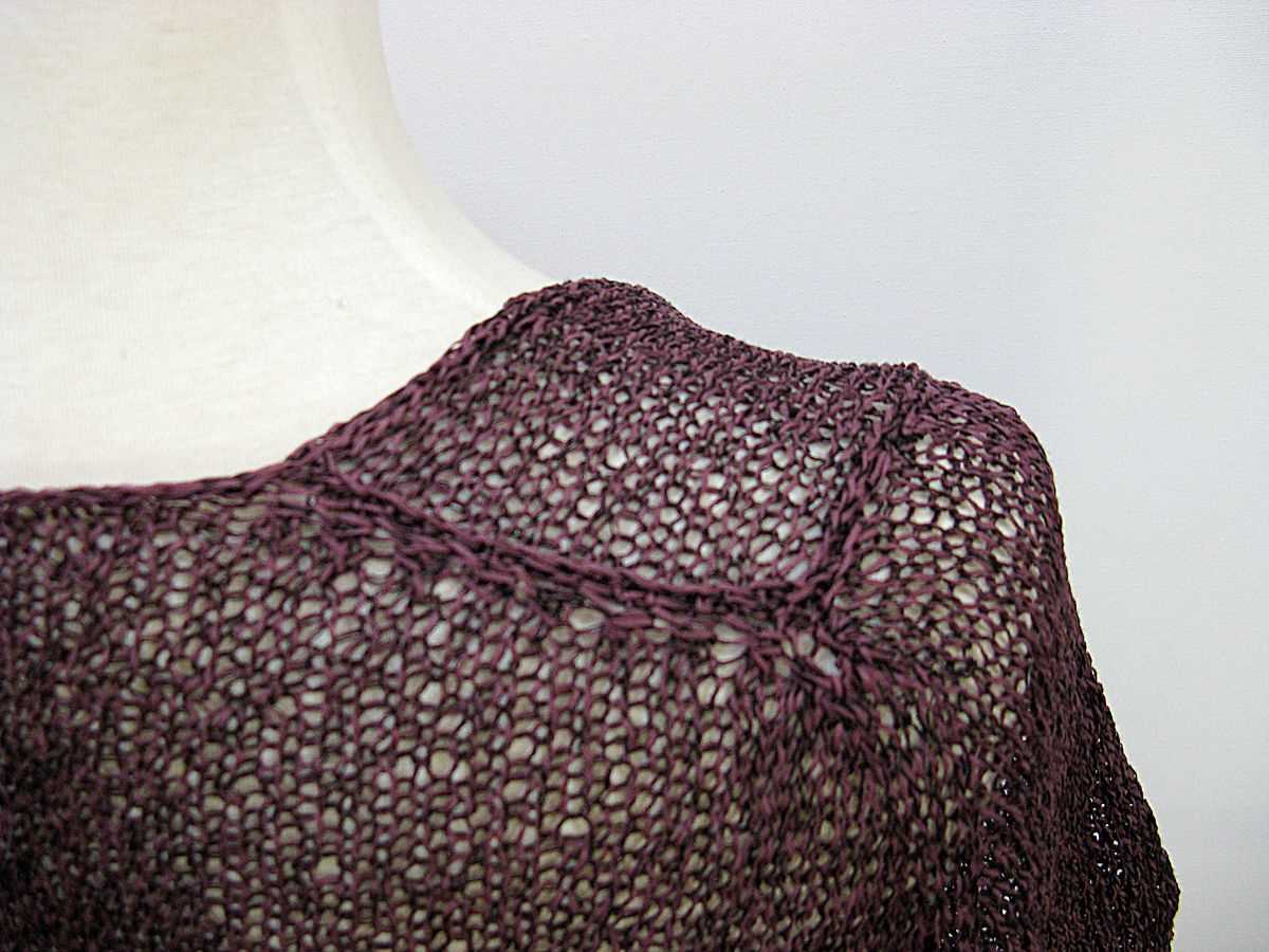 How to knit a pattern into a sweater
