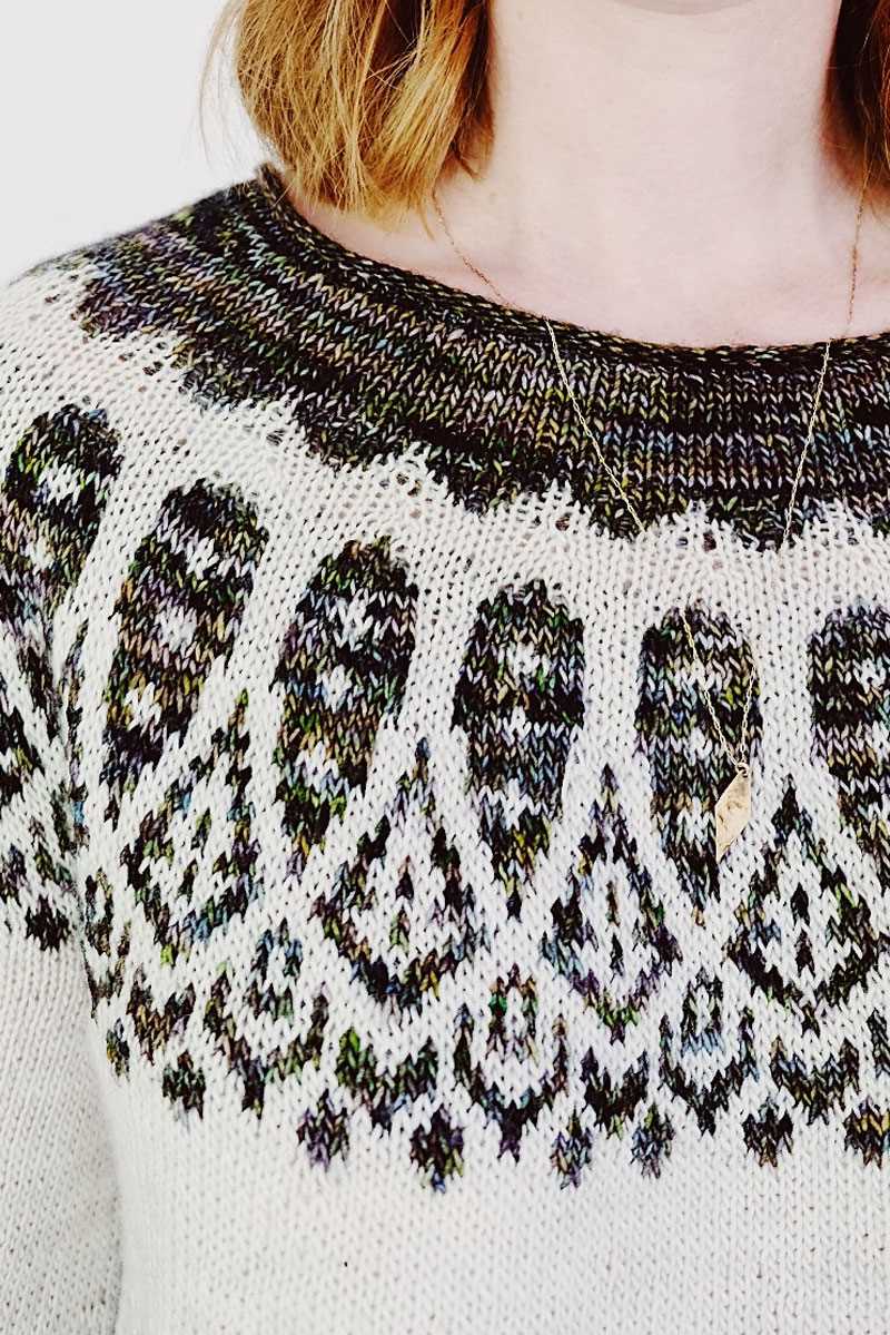 Jacquard knit animal pattern sweater