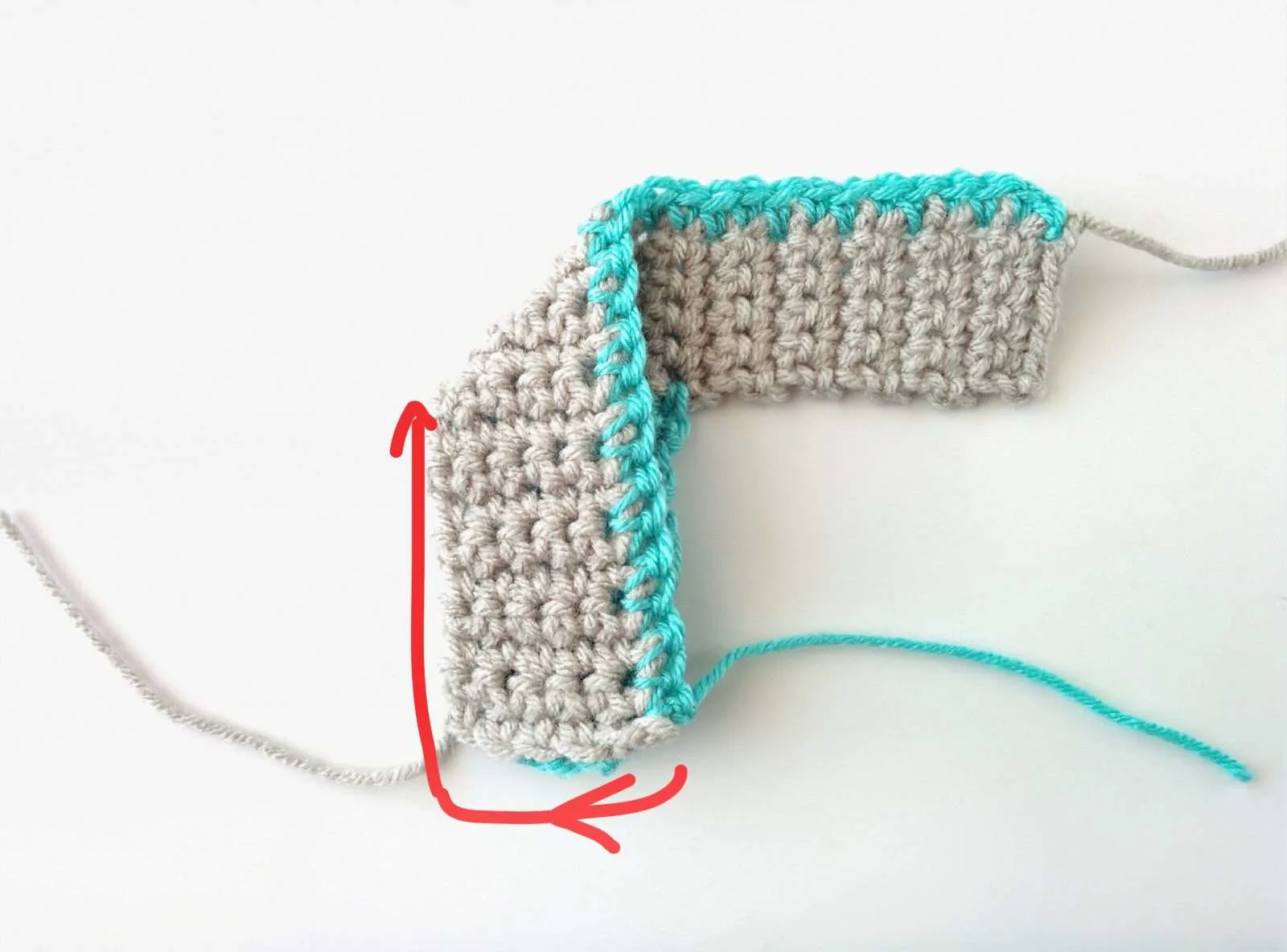 Kimono booties knitting pattern