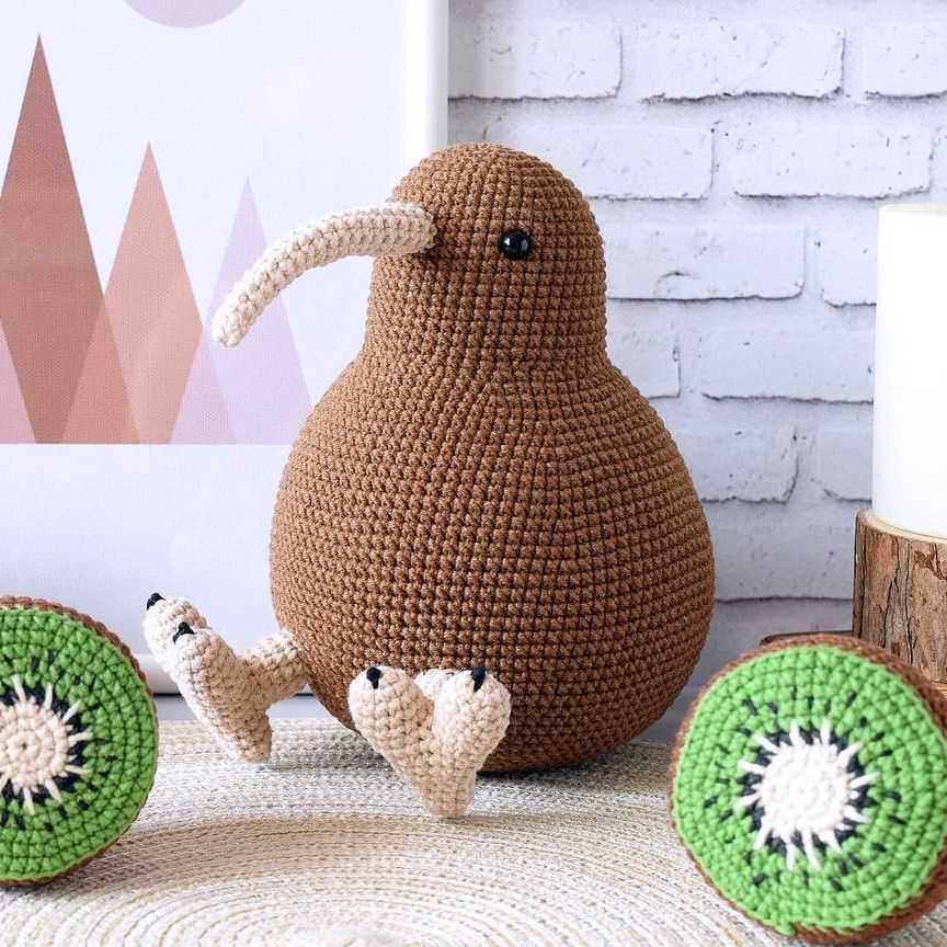 Kiwi bird knitting pattern