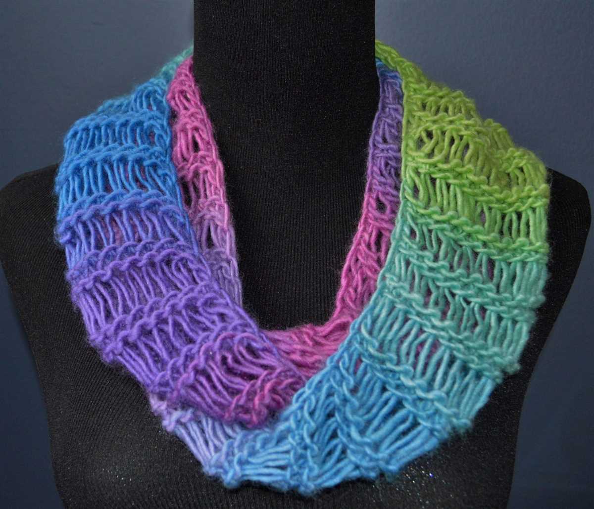 Knit a scarf pattern