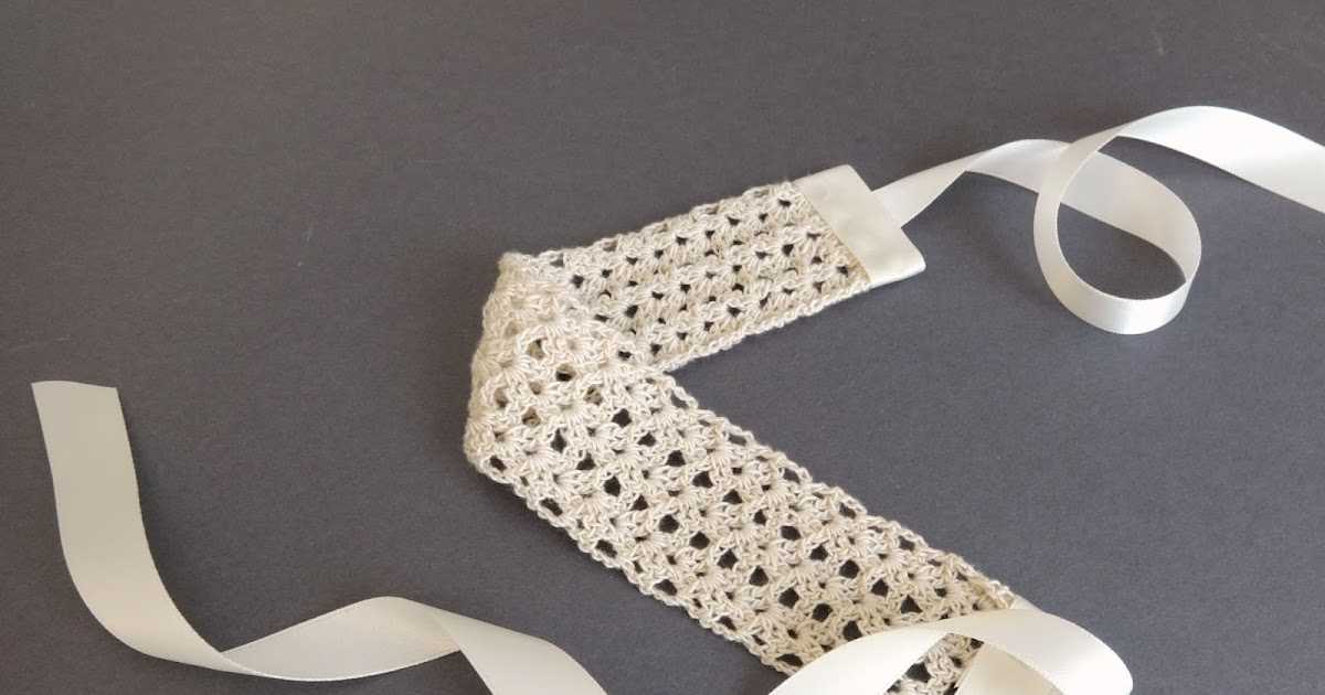 Knit lace headband pattern
