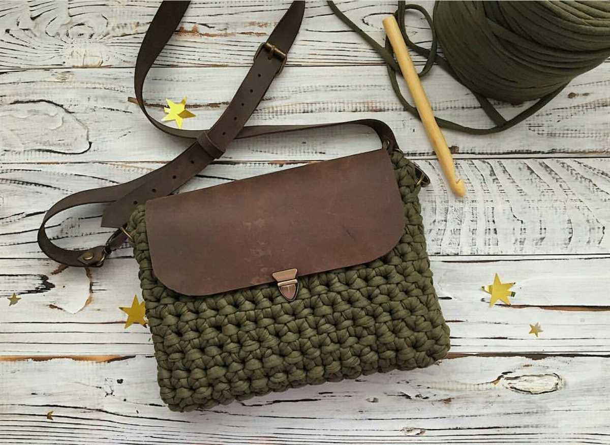 Create Your Own Unique Knit Purse Strap with this Pattern Knit purse strap pattern