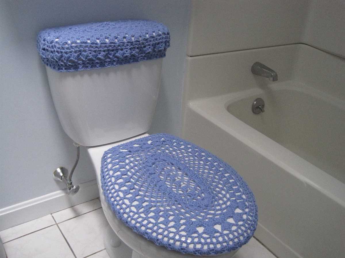 Knit toilet lid cover pattern