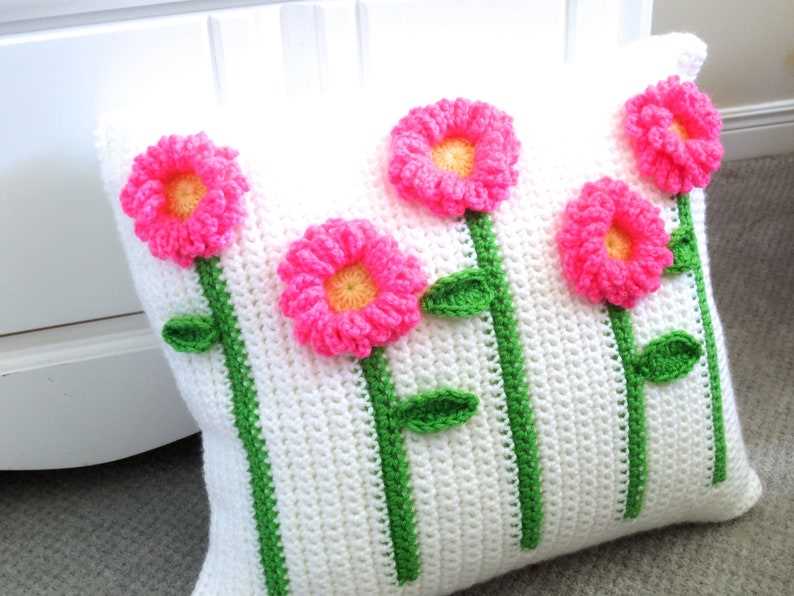 Knit daisy pattern