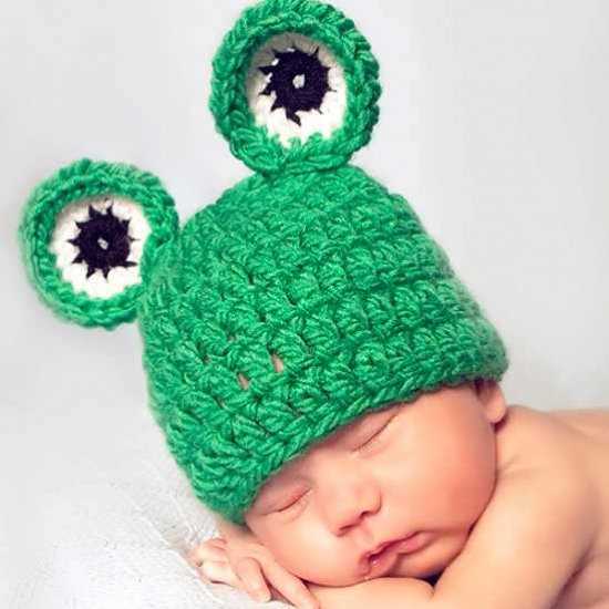 Knit frog hat pattern