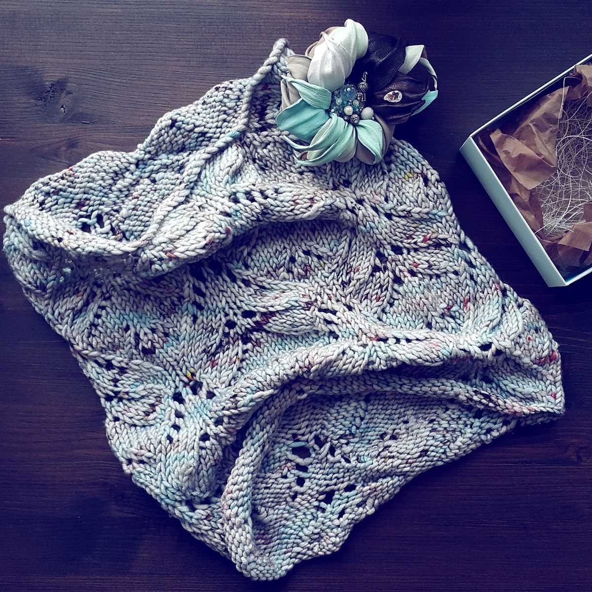 Knit lace cowl pattern free