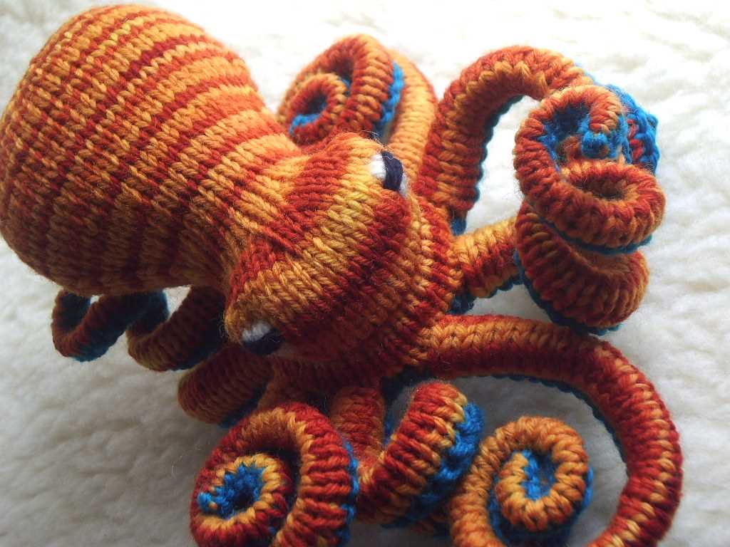 Knit octopus pattern
