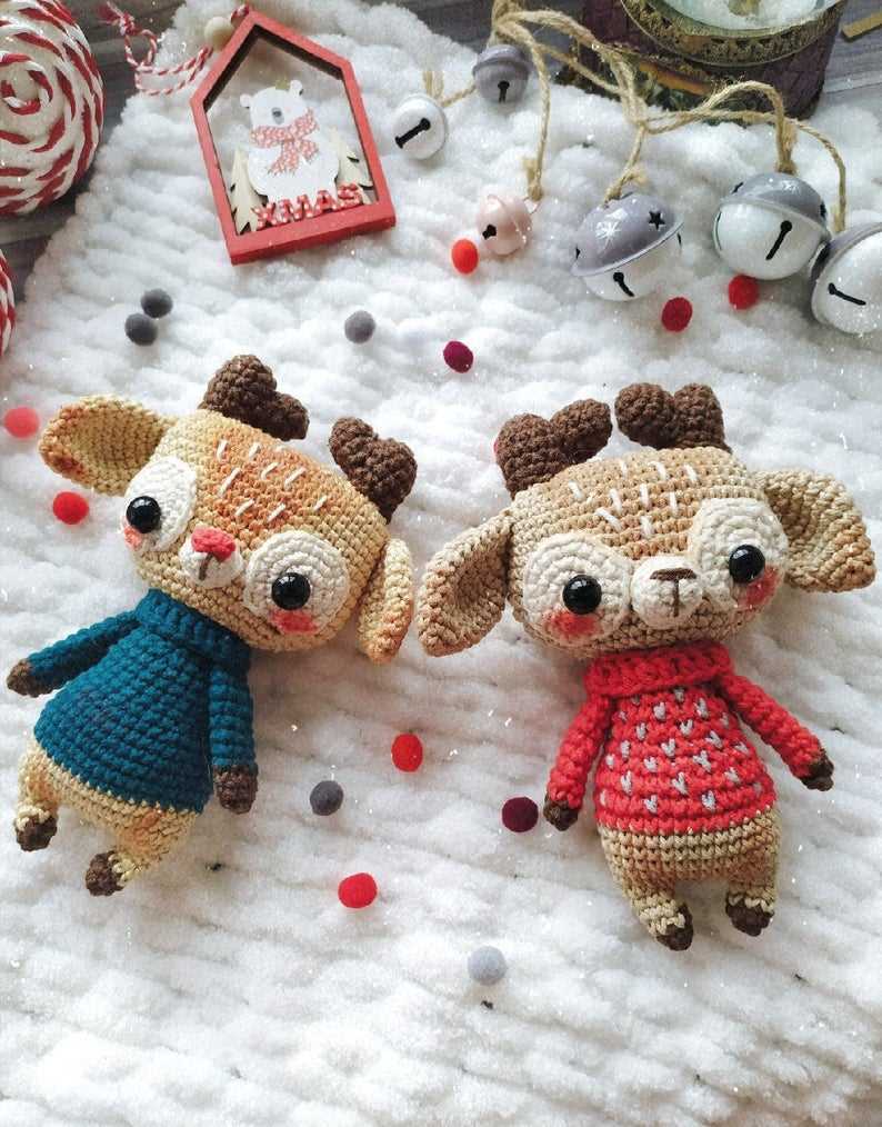 Knit reindeer pattern