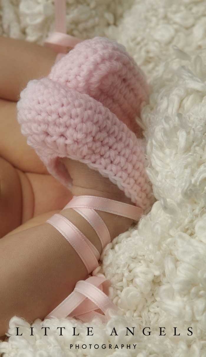 Knitted ballet slippers pattern