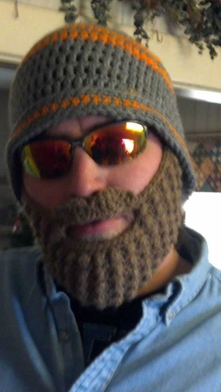 Knitted beard hat pattern